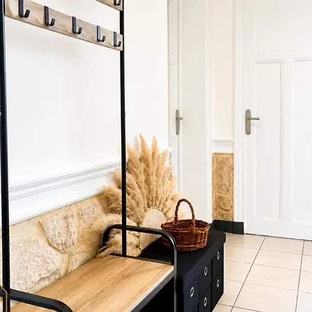 L'esprit Descartes Appartement Roanne